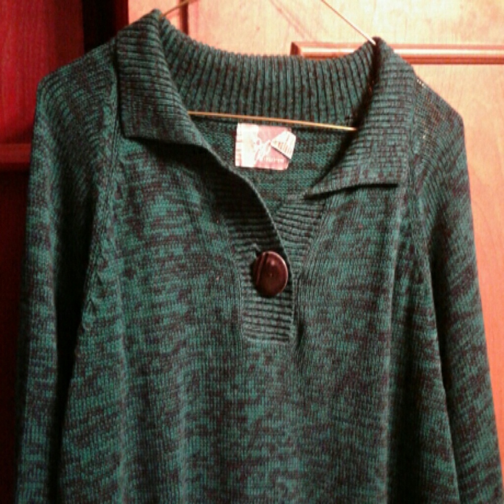 GP Collections sweater - Picture 2 of 3
